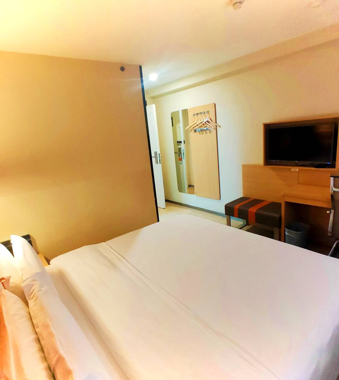 7天优品酒店大床房